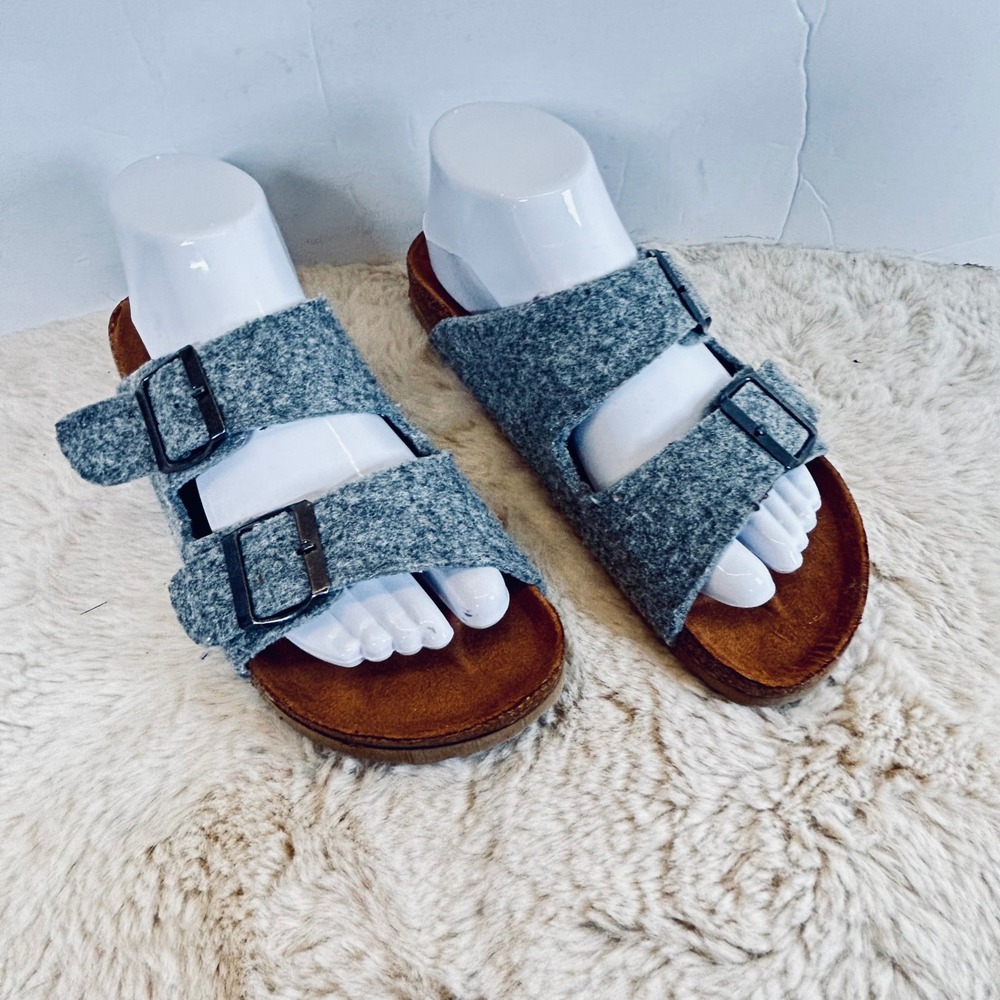 Maurices Gray Fabric Buckle Accent Adjustable Strap Slide Sandals Women's‎